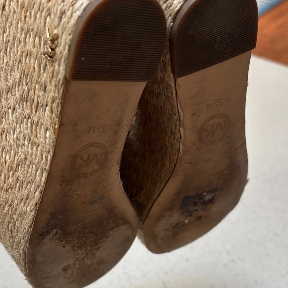 Michael Kors Red Leather Cunningham wedge sandals sz 5 1/2 - Picture 9 of 10